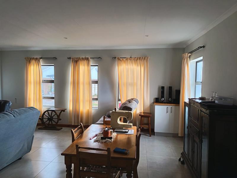 4 Bedroom Property for Sale in Albertinia Western Cape